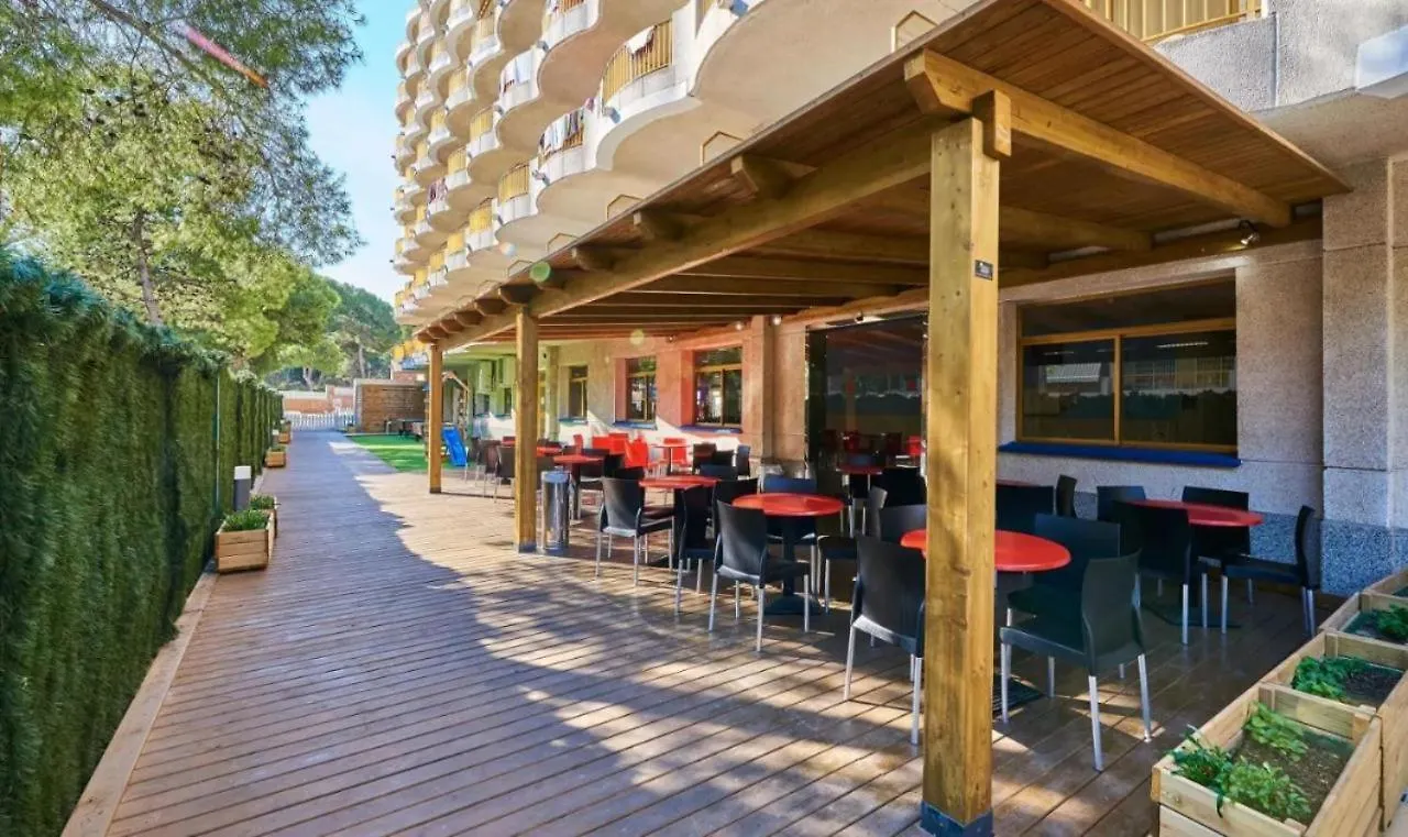 Apartamento Con Piscina En Salou